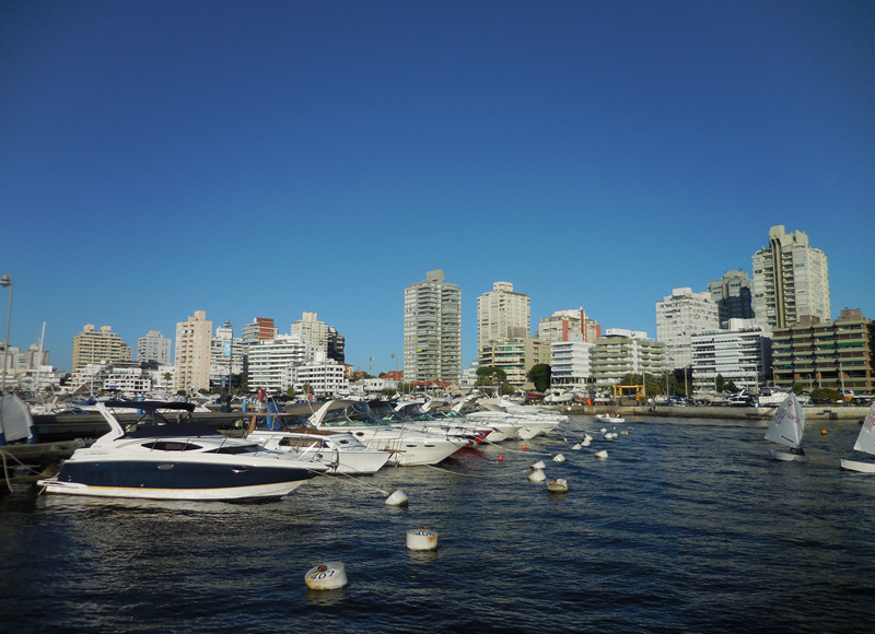 Punta del Este - Feriados en Hotel Sisai